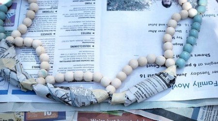 Summer wreath of wooden beads