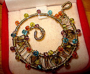 Spiral decoration from wire and beads