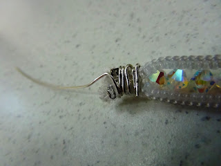 Bracelet from zippers and beads