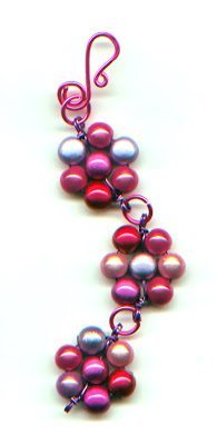 Flower bracelet made of beads