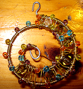 Spiral decoration from wire and beads