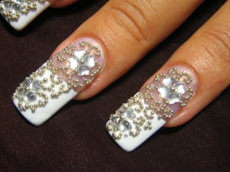 Manicure with beads