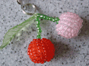 Keychain for mobile phone Berries
