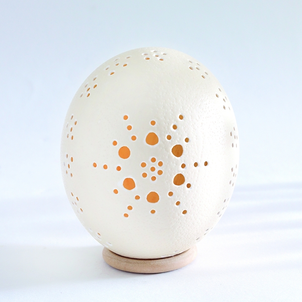 Master class: Openwork lamp from the egg