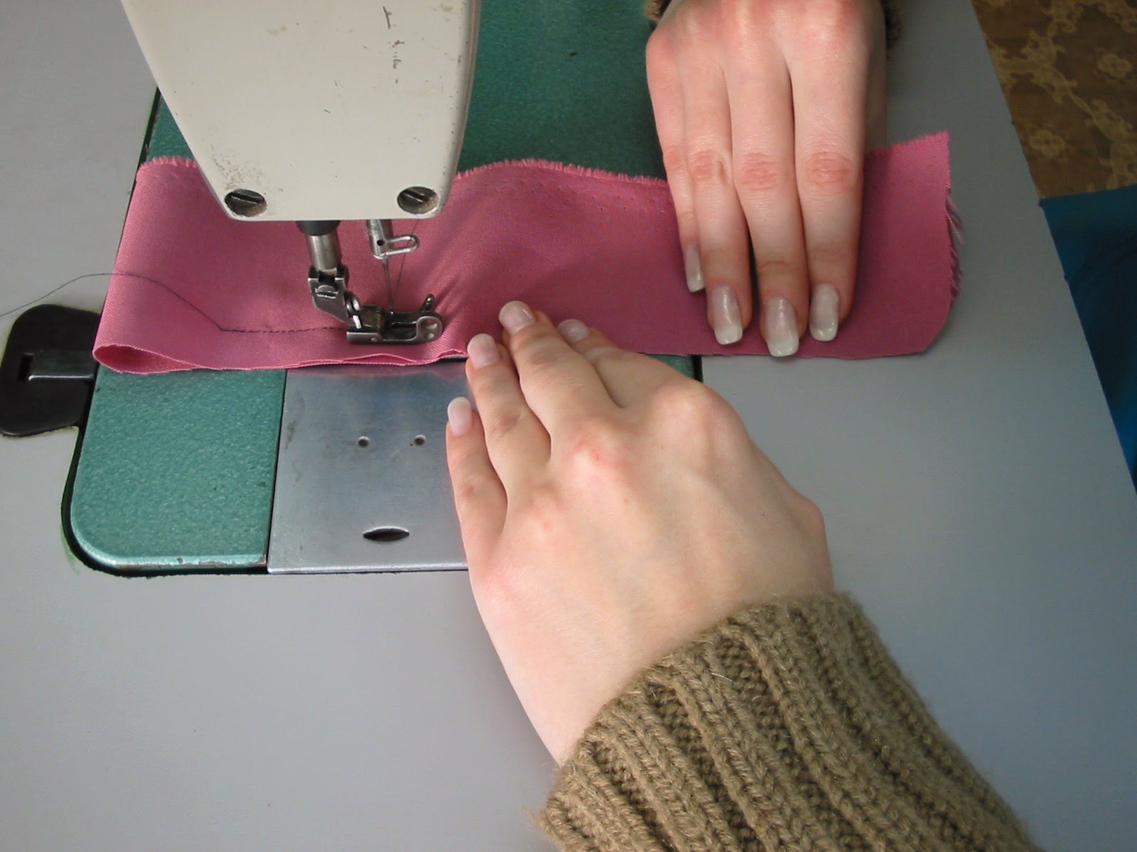 MACHINE WORK: Exercises to consolidate knowledge and skills in the training of seamstresses and tailors