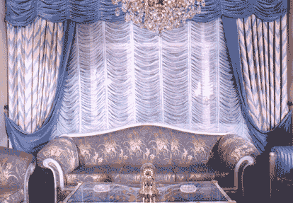 The Marquis - French curtain