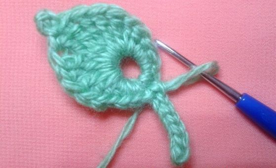 Master-class of crochet leaf crochet