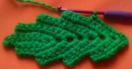 Crochet a classic leaf crochet